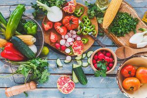 Овочі складають раціон літньої дієти