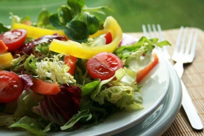 овочевий салат для схуднення на правильному харчуванні