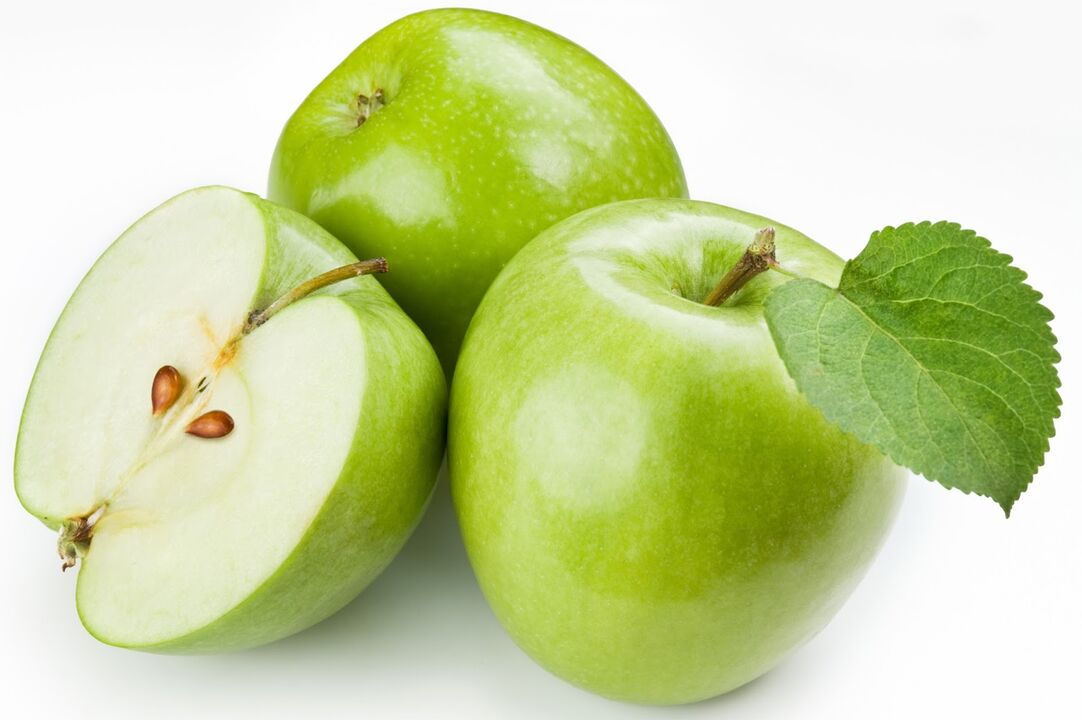 Яблука можна включати до раціону розвантажувального дня на кефірі